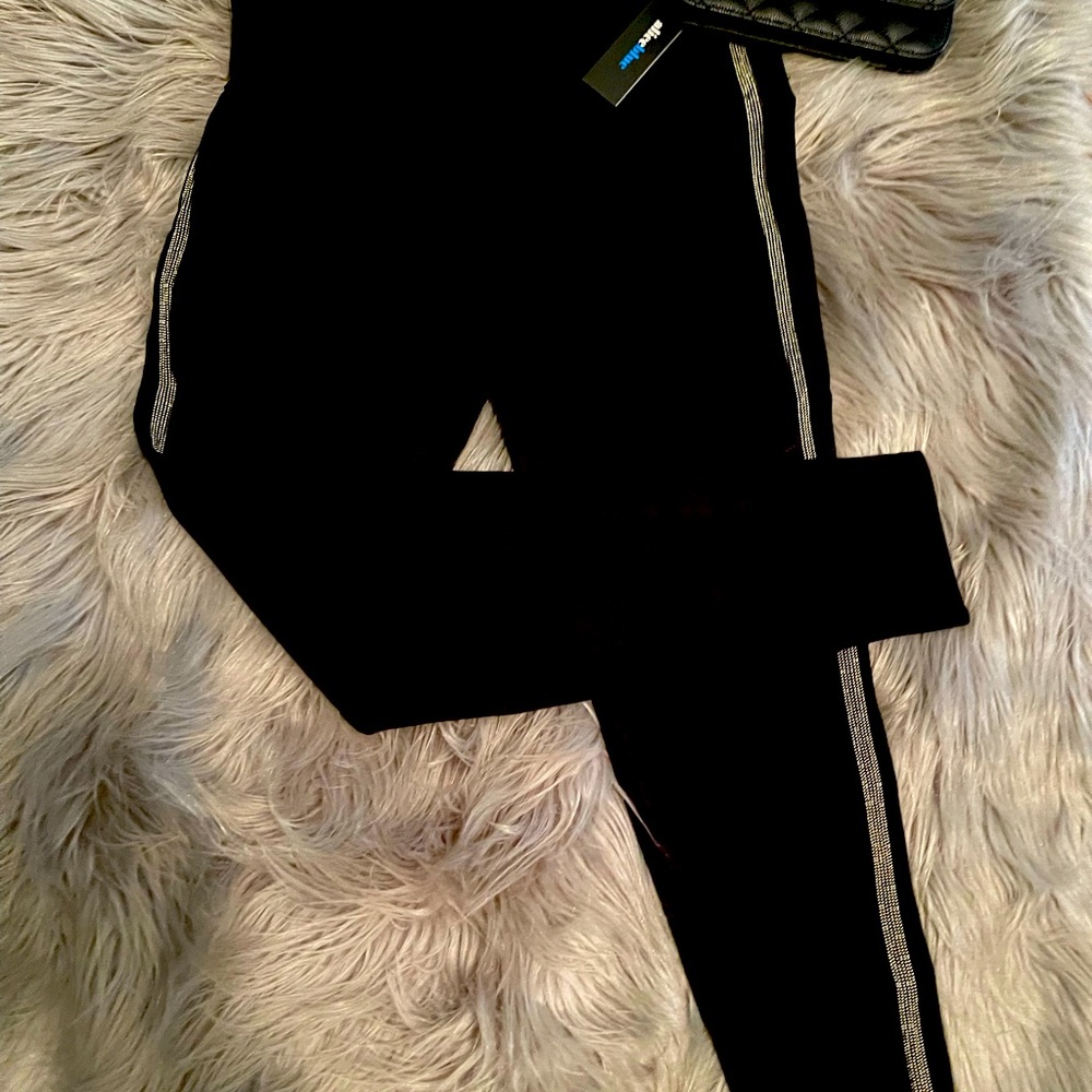 Leggings with studs down the sides.